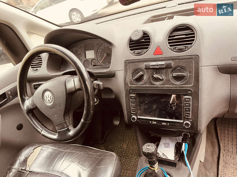 Минивэн Volkswagen Caddy 2006 в Шпитьках