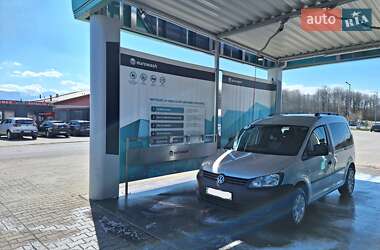 Минивэн Volkswagen Caddy 2011 в 