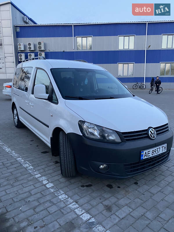 Минивэн Volkswagen Caddy 2015 в Апостолово