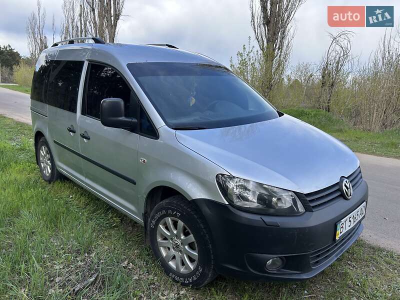 Грузопассажирский фургон Volkswagen Caddy 2010 в 