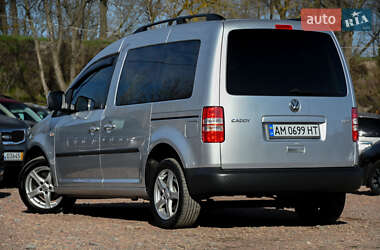 Минивэн Volkswagen Caddy 2013 в 