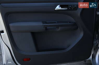 Минивэн Volkswagen Caddy 2013 в 