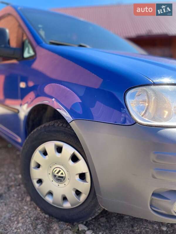 Минивэн Volkswagen Caddy 2010 в 