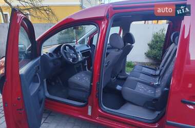 Минивэн Volkswagen Caddy 2011 в 