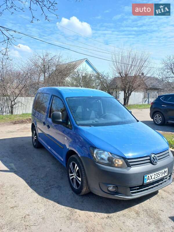 Volkswagen Caddy 2011