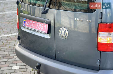 Минивэн Volkswagen Caddy 2006 в 