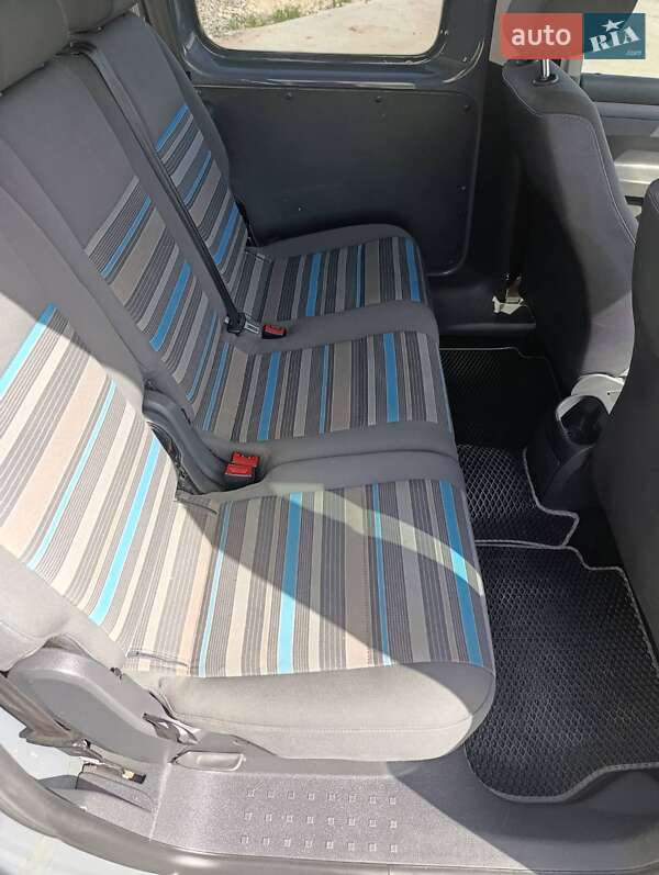 Минивэн Volkswagen Caddy 2011 в Теребовле фото 10 Минивэн Volkswagen Caddy 2011 в Теребовле