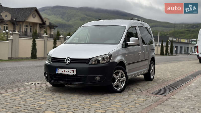 Минивэн Volkswagen Caddy 2011 в 