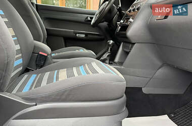 Минивэн Volkswagen Caddy 2011 в 