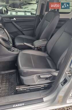 Минивэн Volkswagen Caddy 2017 в 