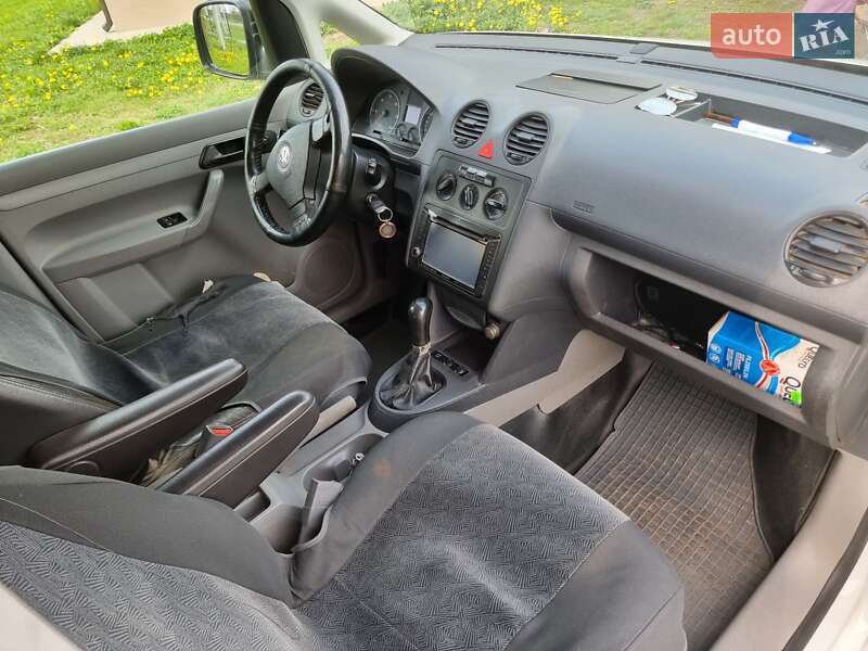 Минивэн Volkswagen Caddy 2008 в Иваничах