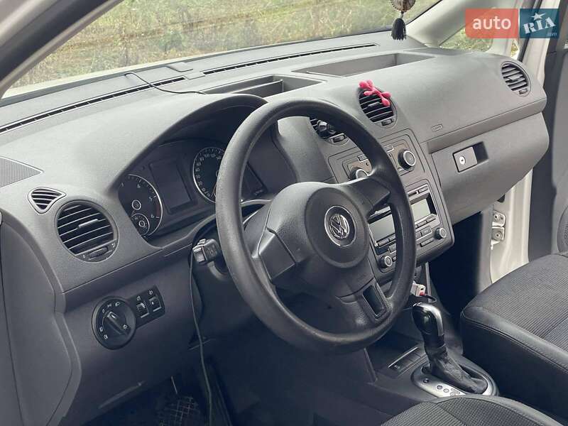 Минивэн Volkswagen Caddy 2014 в Хмельницком