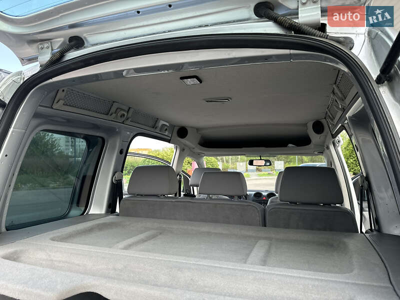 Мінівен Volkswagen Caddy 2008 в 