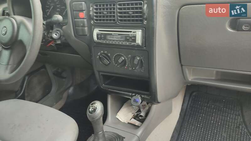 Минивэн Volkswagen Caddy 1999 в Львове