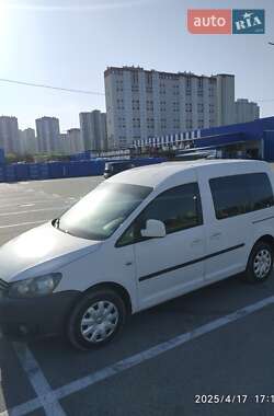 Мінівен Volkswagen Caddy 2010 в 