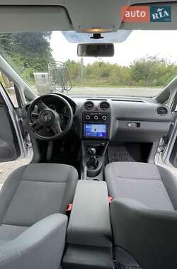Мінівен Volkswagen Caddy 2014 в 
