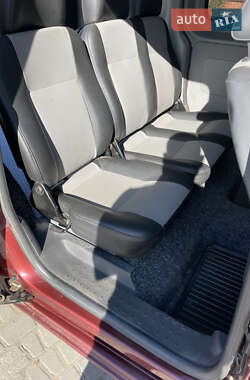 Минивэн Volkswagen Caddy 2012 в 