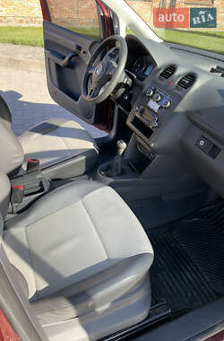 Минивэн Volkswagen Caddy 2012 в 