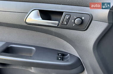Мінівен Volkswagen Caddy 2013 в 