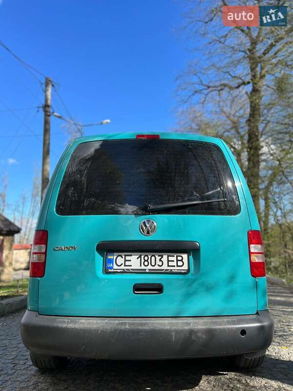 Грузовой фургон Volkswagen Caddy 2012 в Черновцах