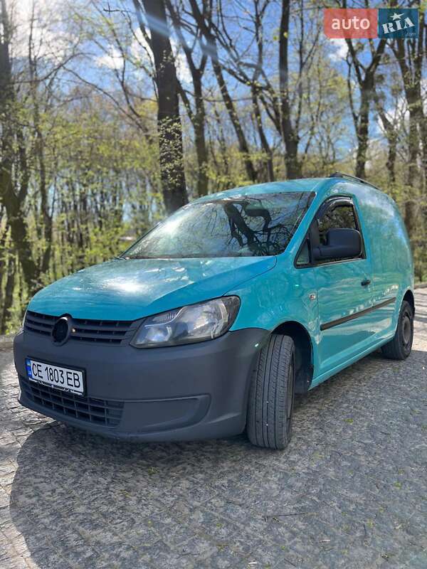 Грузовой фургон Volkswagen Caddy 2012 в Черновцах