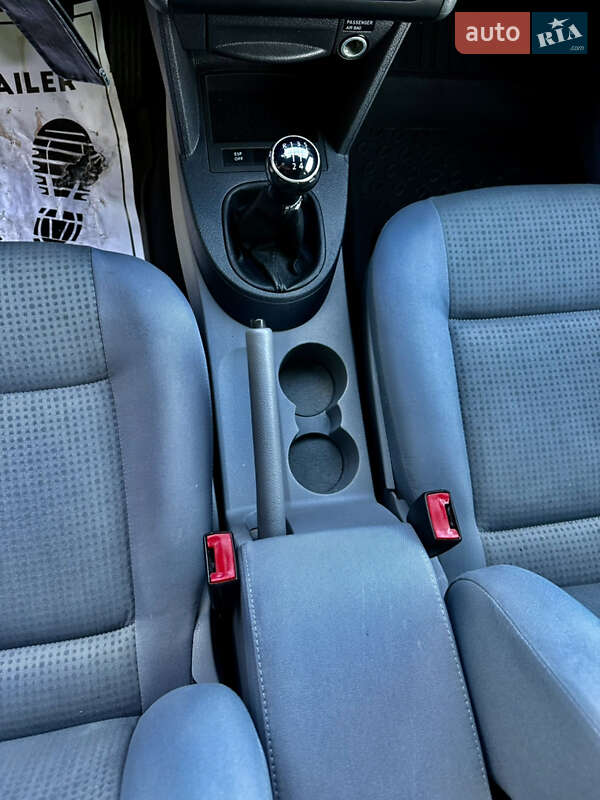 Минивэн Volkswagen Caddy 2009 в Шепетовке