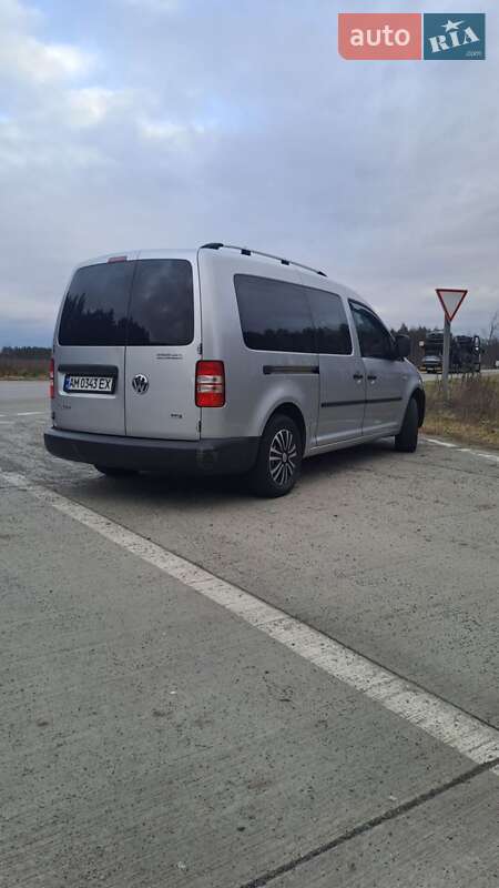 Грузовой фургон Volkswagen Caddy 2012 в Олевске