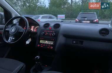 Мінівен Volkswagen Caddy 2014 в 