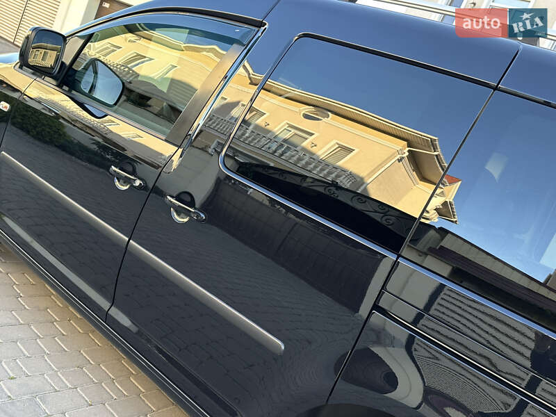 Мінівен Volkswagen Caddy 2012 в Одесі