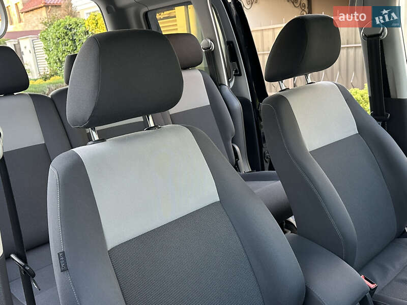 Мінівен Volkswagen Caddy 2012 в Одесі