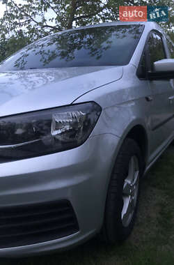 Мінівен Volkswagen Caddy 2016 в 