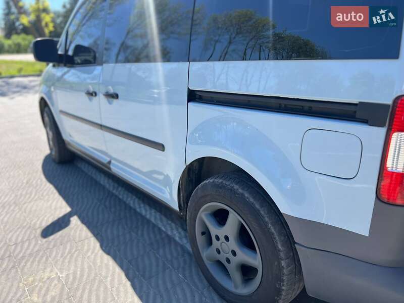 Минивэн Volkswagen Caddy 2006 в Яворове