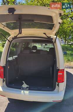 Мінівен Volkswagen Caddy 2015 в 