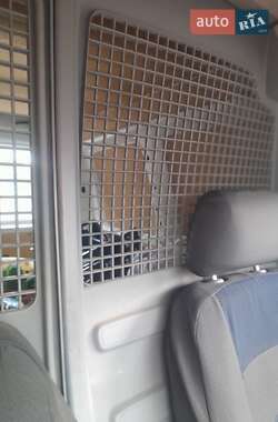 Грузовой фургон Volkswagen Caddy 2005 в 