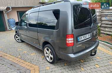 Минивэн Volkswagen Caddy 2011 в 