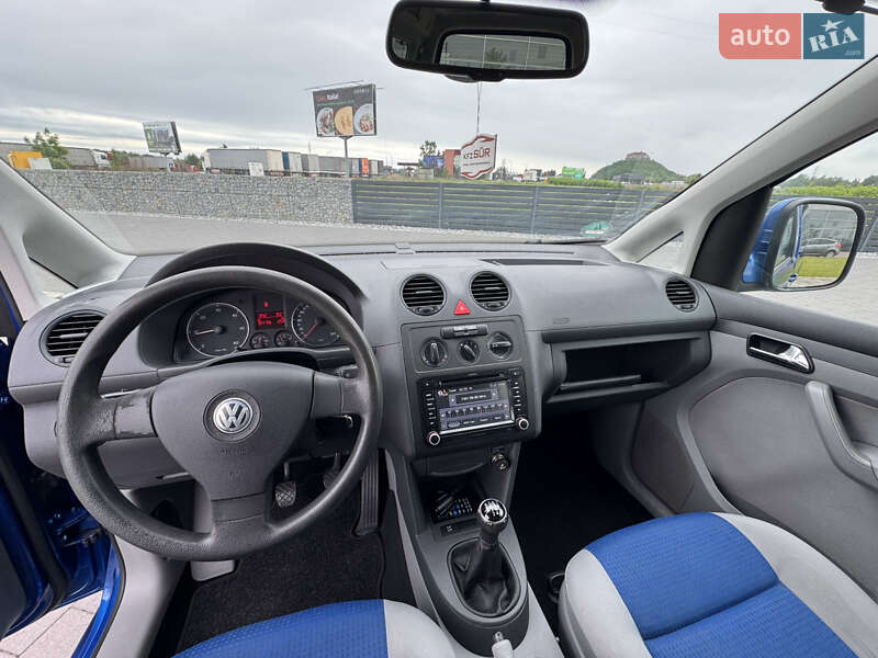 Мінівен Volkswagen Caddy 2010 в Мукачевому