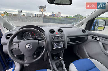 Мінівен Volkswagen Caddy 2010 в 