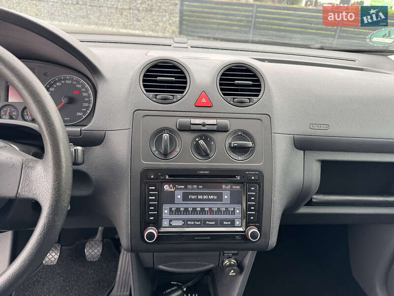 Мінівен Volkswagen Caddy 2010 в Мукачевому