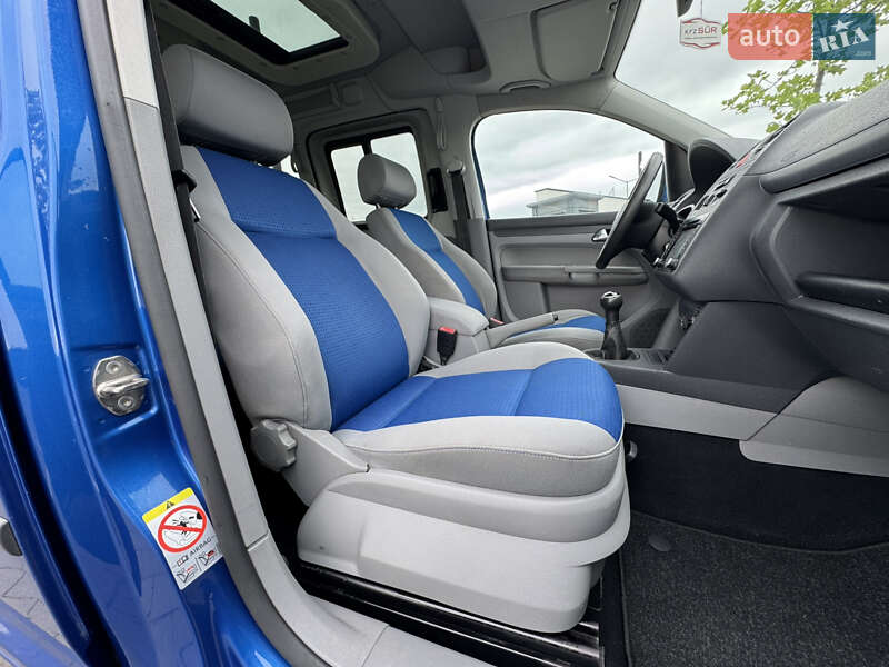 Мінівен Volkswagen Caddy 2010 в Мукачевому