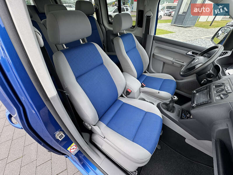 Мінівен Volkswagen Caddy 2010 в Мукачевому
