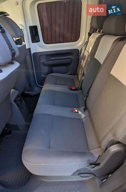 Минивэн Volkswagen Caddy 2013 в 