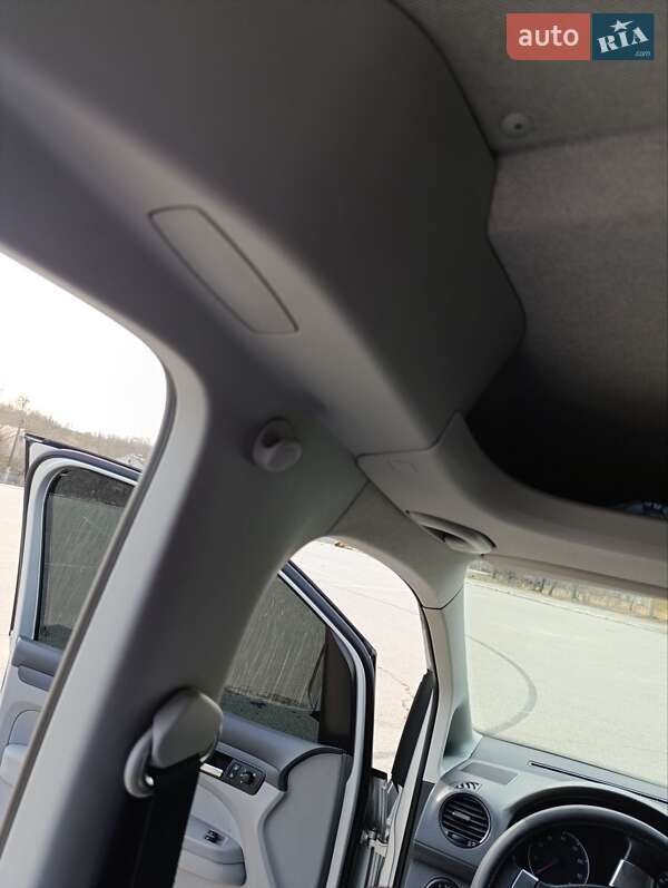 Мінівен Volkswagen Caddy 2009 в Києві
