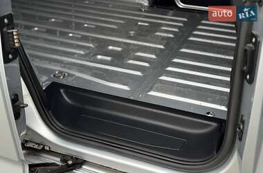 Грузовой фургон Volkswagen Caddy 2021 в 