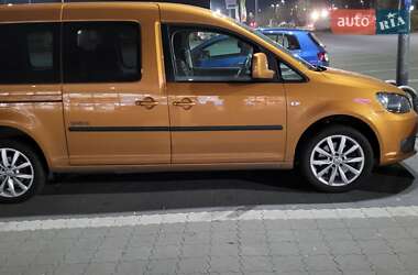 Минивэн Volkswagen Caddy 2013 в 