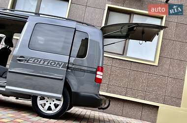 Мінівен Volkswagen Caddy 2011 в 