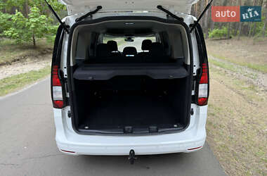 Минивэн Volkswagen Caddy 2022 в 