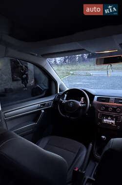 Грузопассажирский фургон Volkswagen Caddy 2015 в 