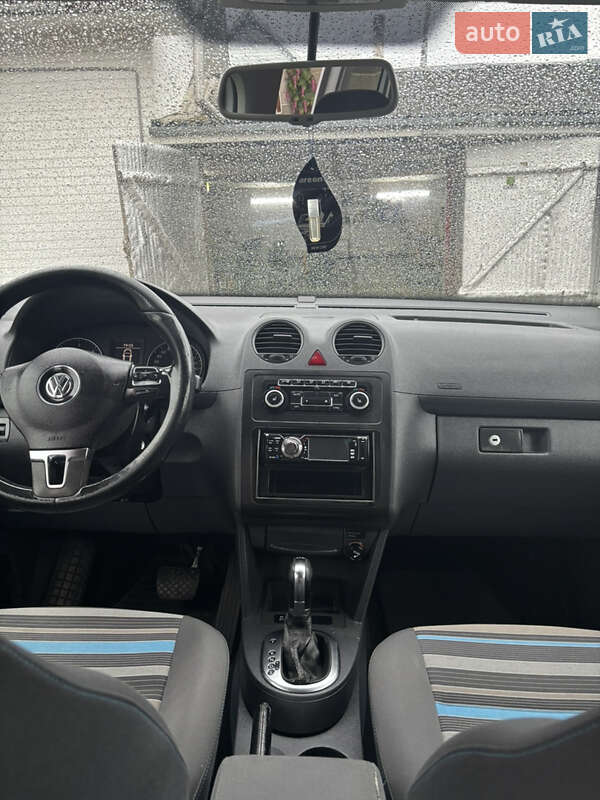 Минивэн Volkswagen Caddy 2012 в Заболотове