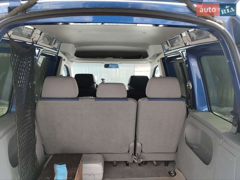 Минивэн Volkswagen Caddy 2005 в Чугуеве