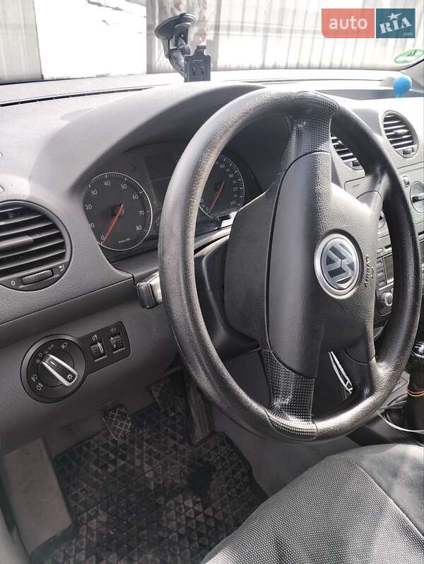 Минивэн Volkswagen Caddy 2005 в Чугуеве
